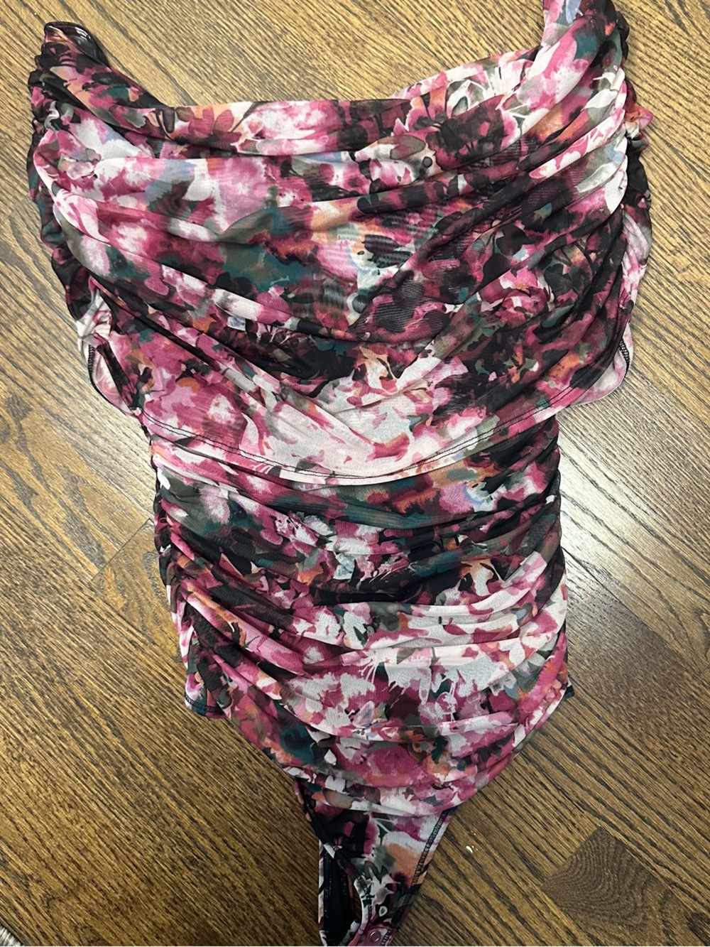 Abercrombie & Fitch Blk Multi Colored Floral Ruched Off the shoulderBodysuit XS